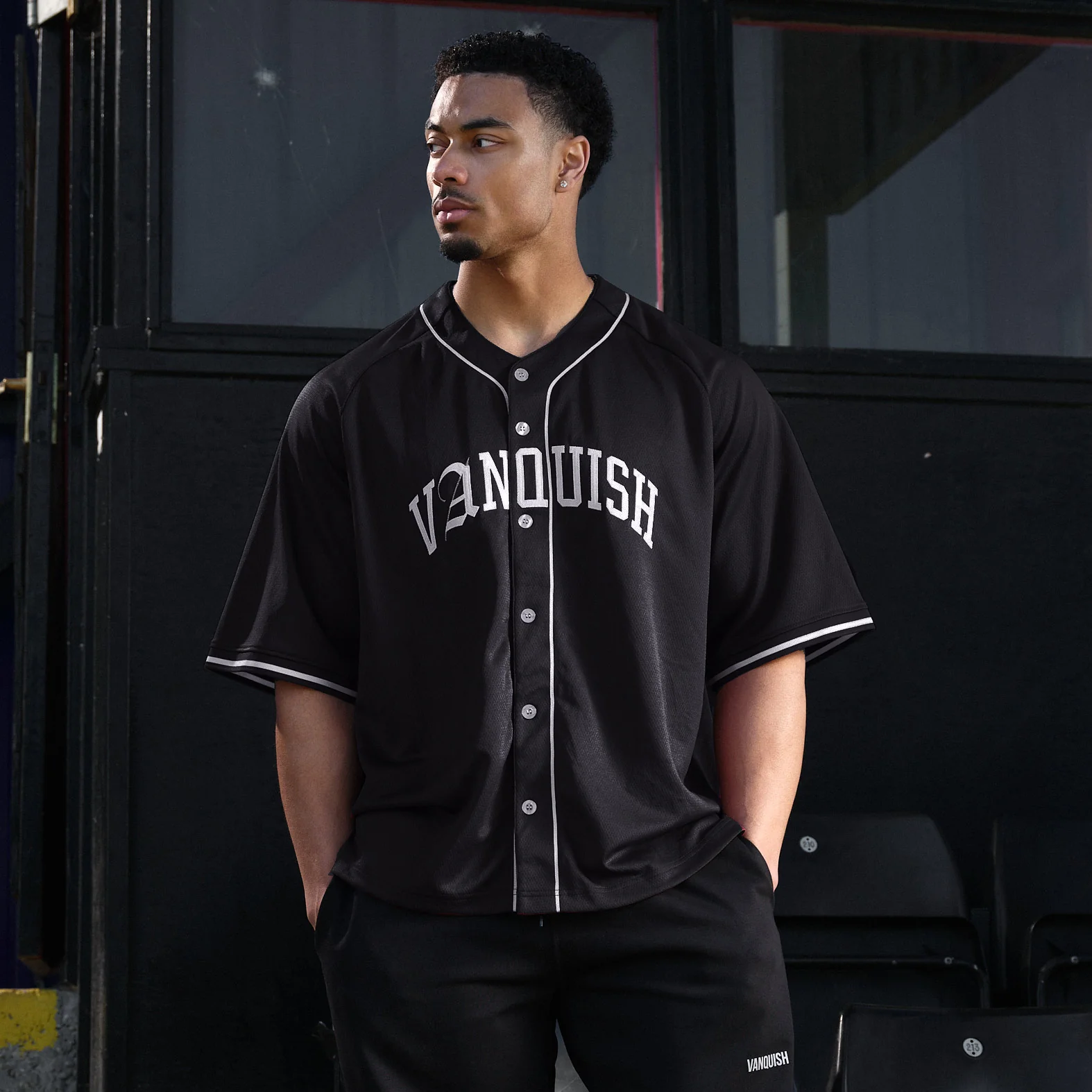 VANQUISH BLACK OVERSIZED BASEBALL JERSEY