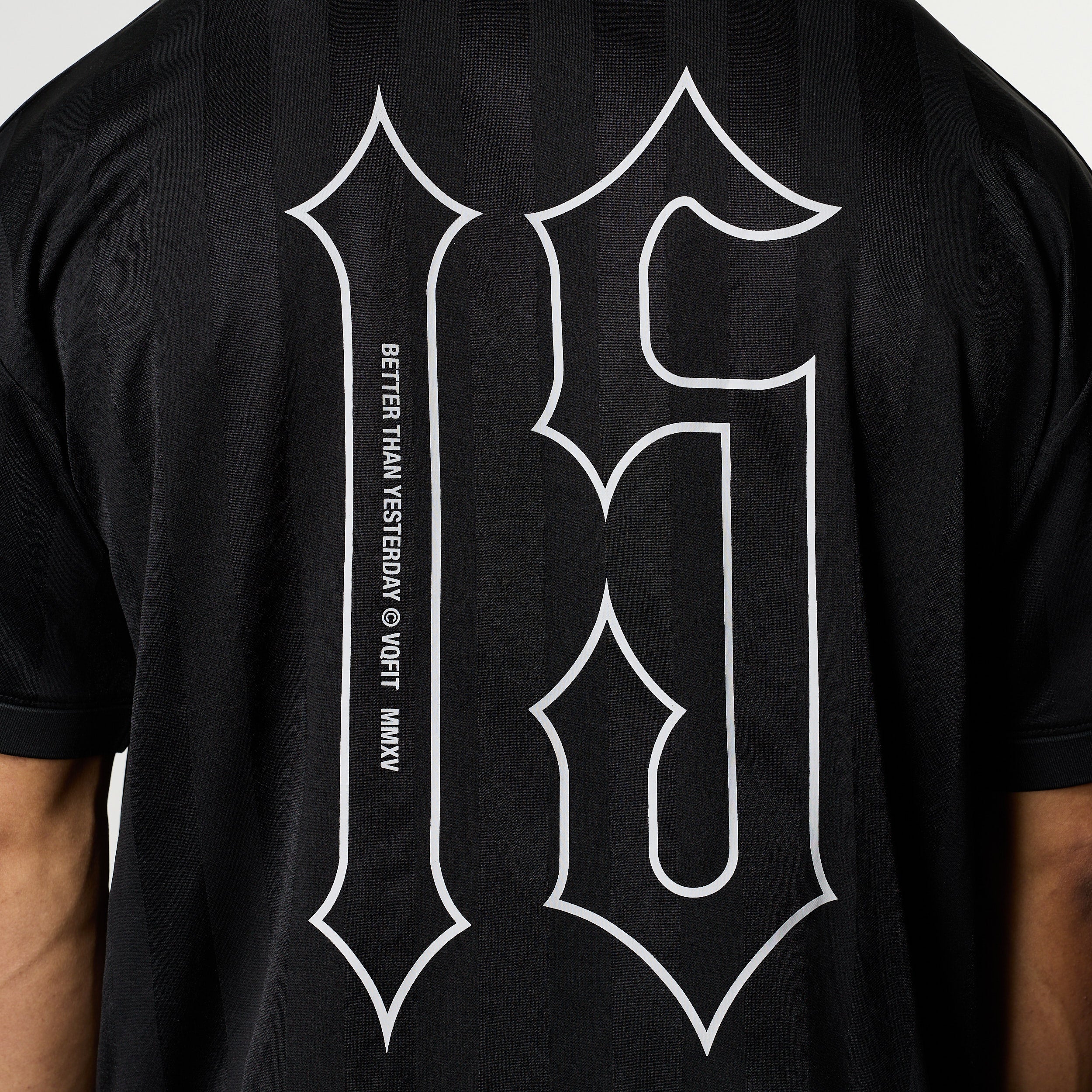 VANQUISH BLACK OVERSIZED BOXY FOOTBALL JERSEY - Image 4