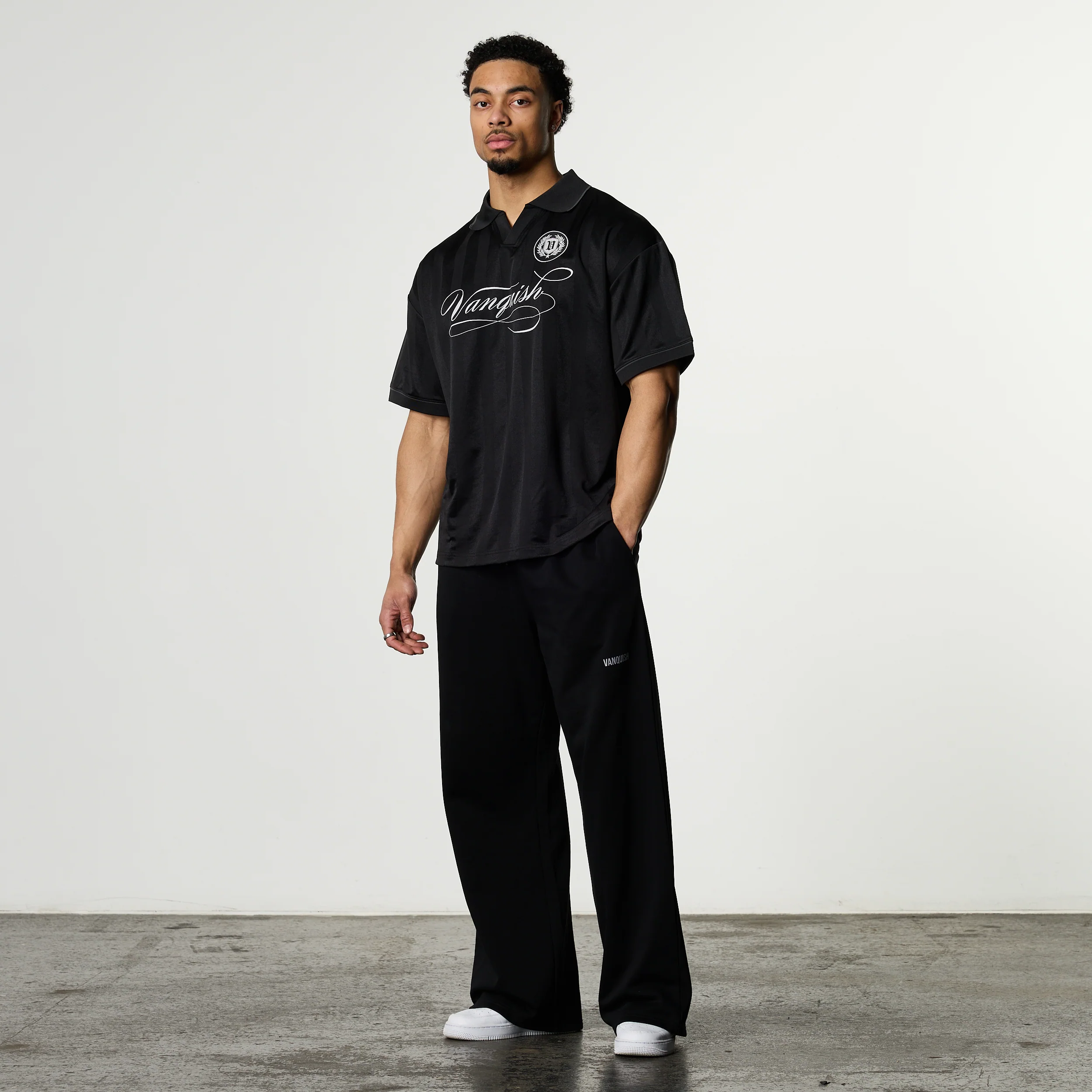 VANQUISH BLACK OVERSIZED BOXY FOOTBALL JERSEY - Image 5
