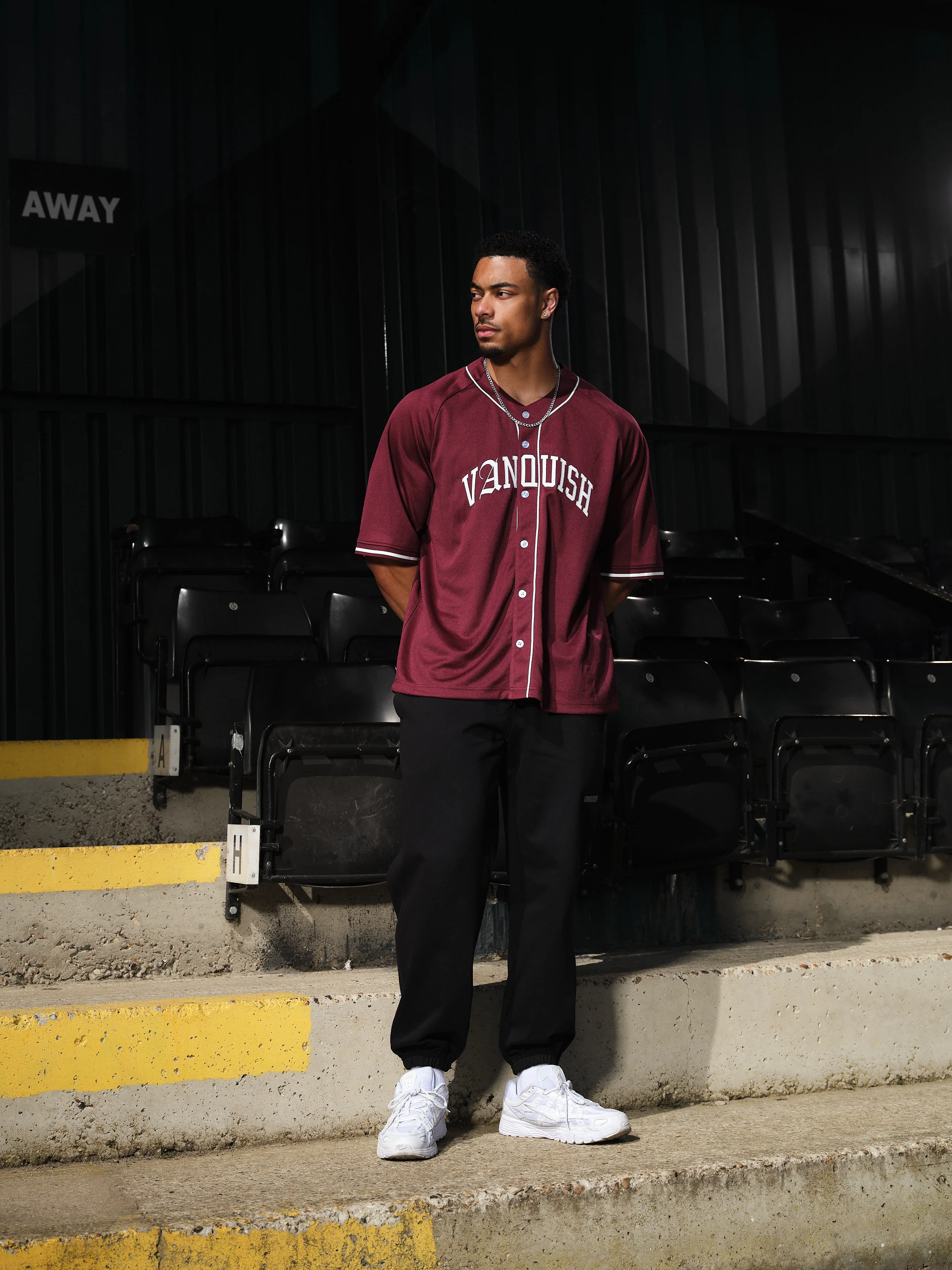VANQUISH RED OVERSIZED BASEBALL JERSEY - Image 5