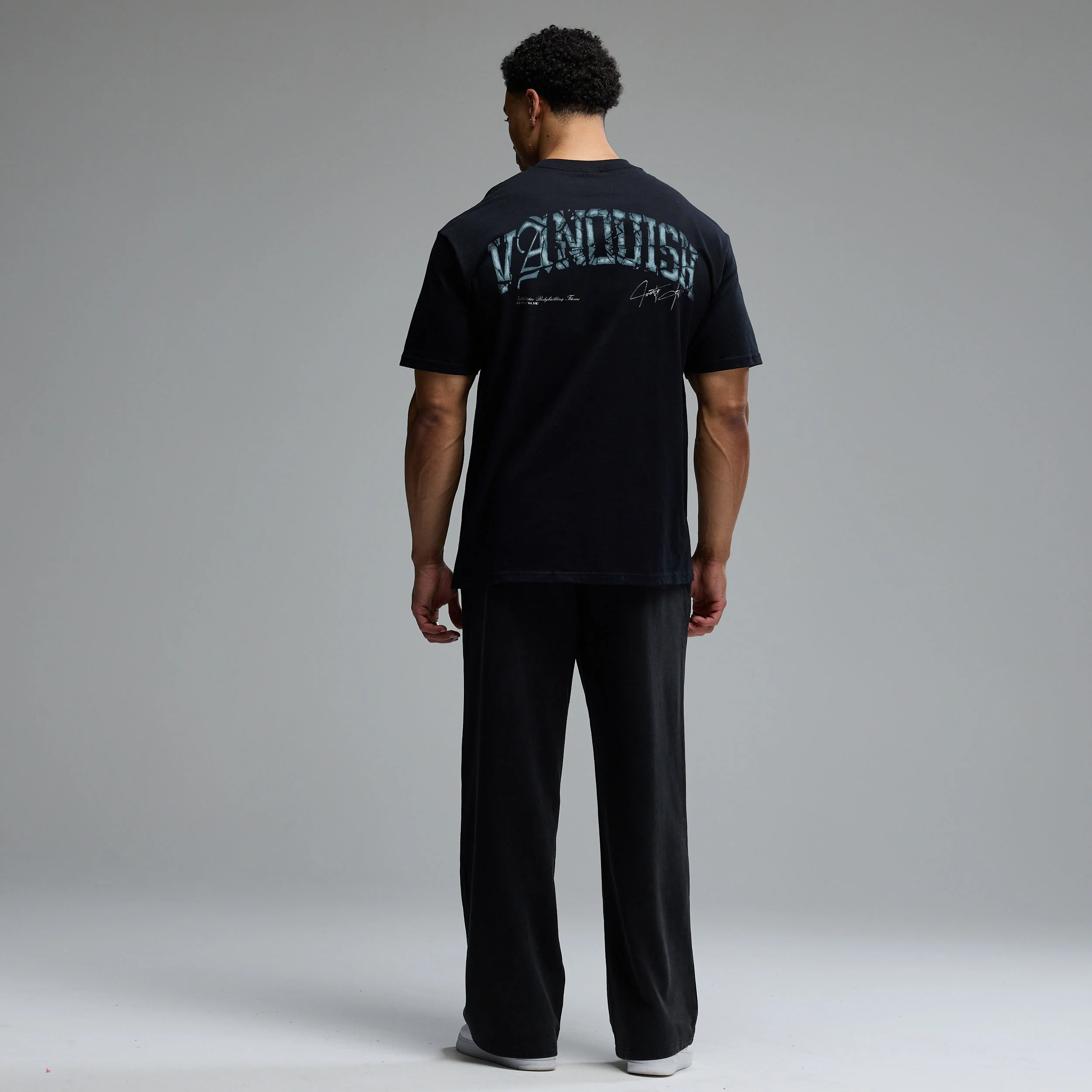 REVOLVE GLASS BLACK OVERSIZED T SHIRT - Image 6