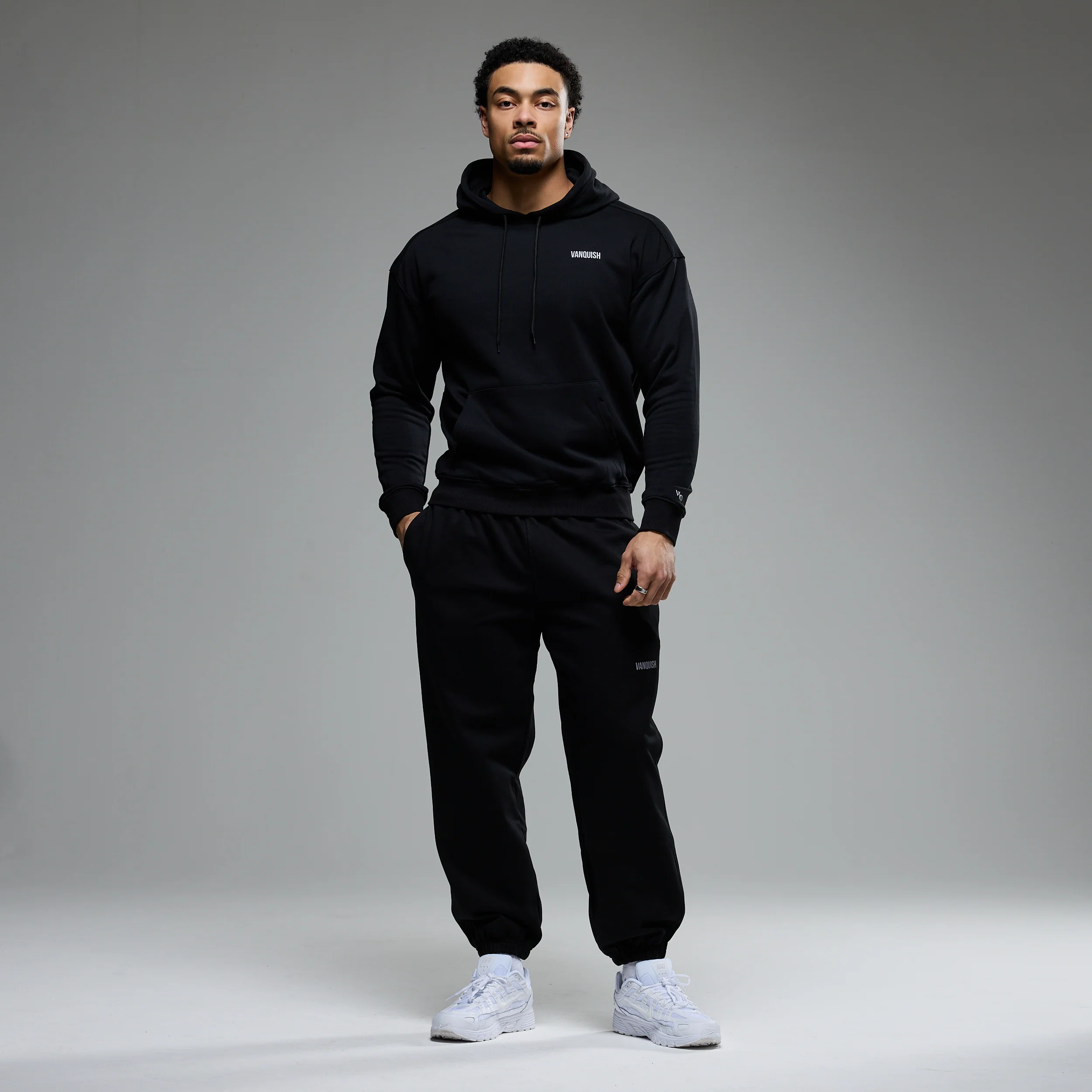 Vanquish Essential Black Oversized Sweatpants - Image 5