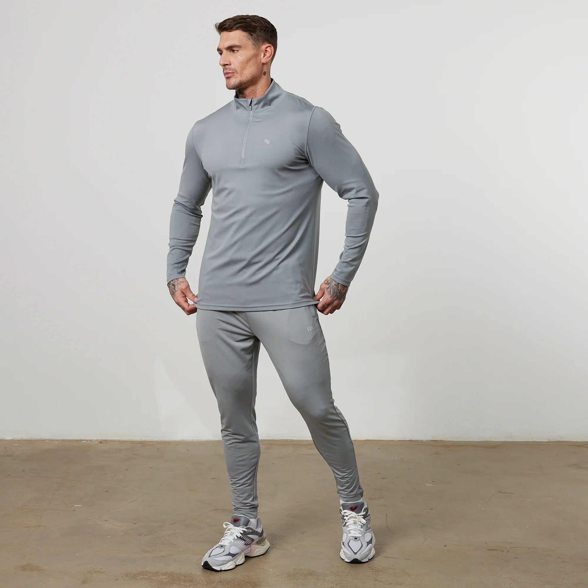 Vanquish Essential Steel Grey Performance 1/4 Zip Top - Image 6